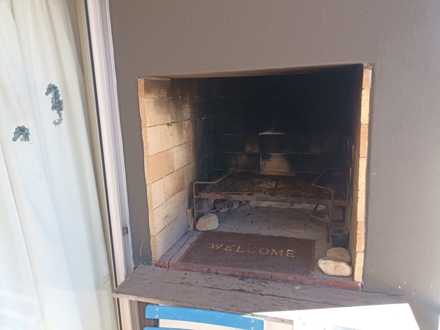 2 Bedroom Property for Sale in De Bakke Western Cape
